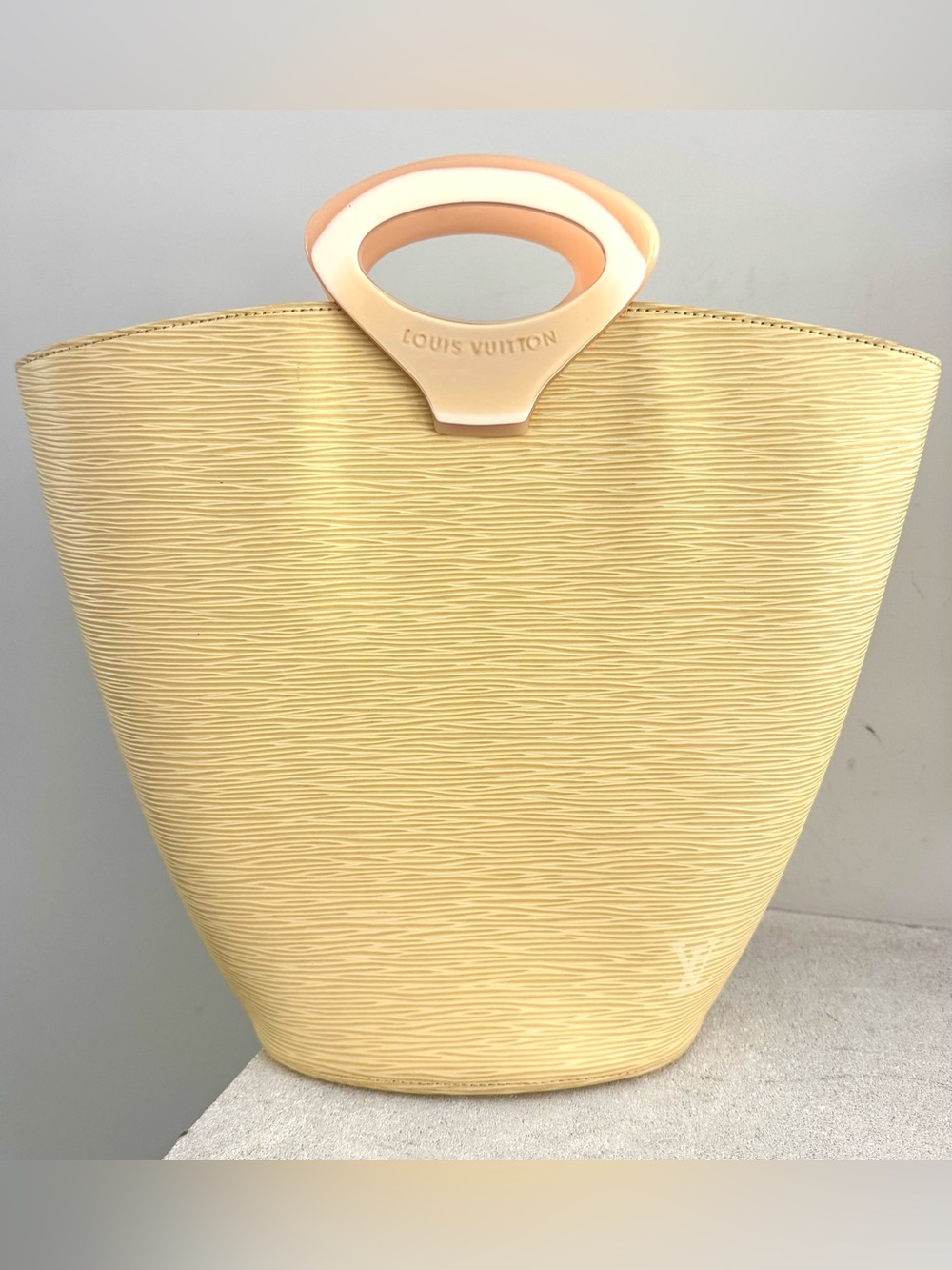 LOUIS VUITTON Epi Noctambule Vanilla Rare Resin Handle Tote